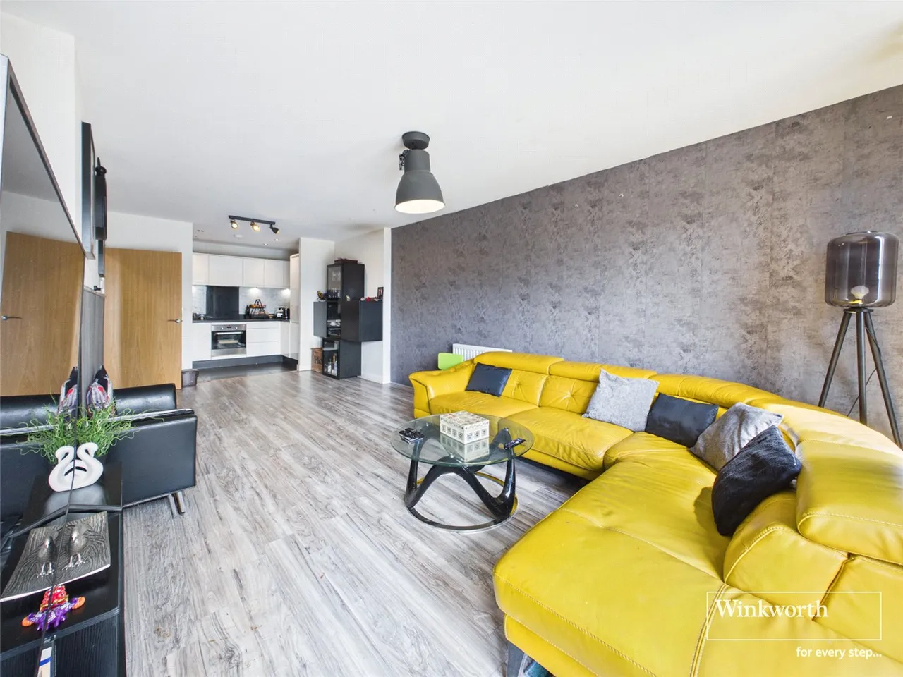 Telegraph Avenue, Colindale, London, NW9, photo 4