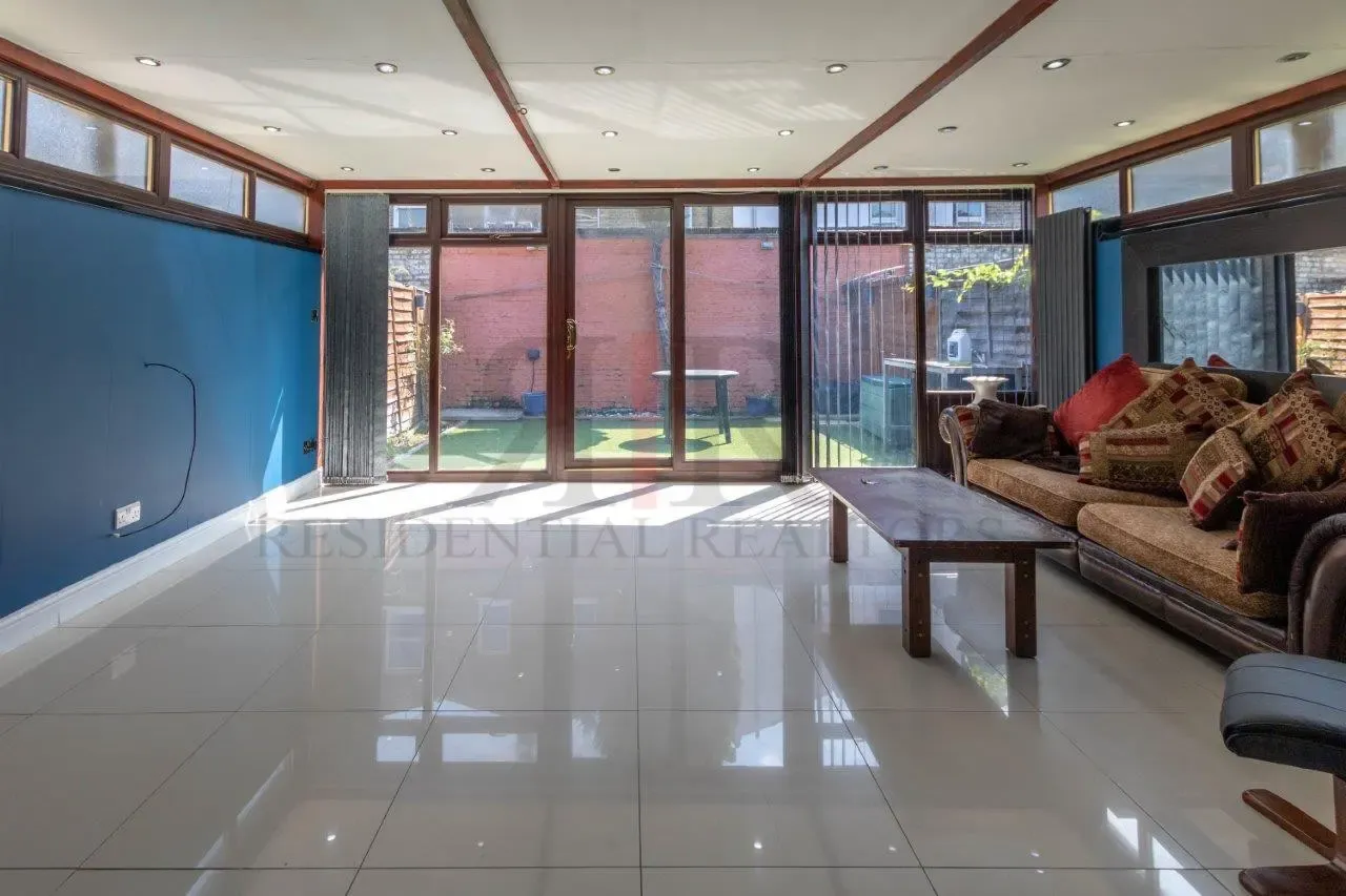 John Maurice Close, London, SE17, photo 10