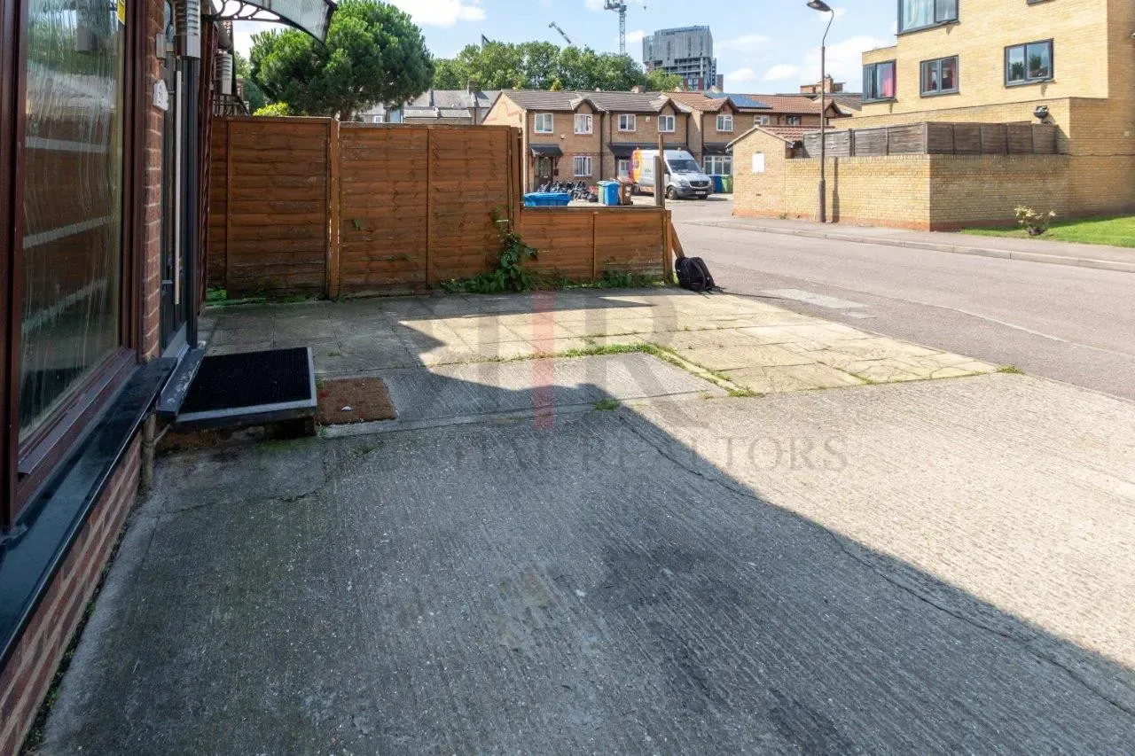 John Maurice Close, London, SE17, photo 18