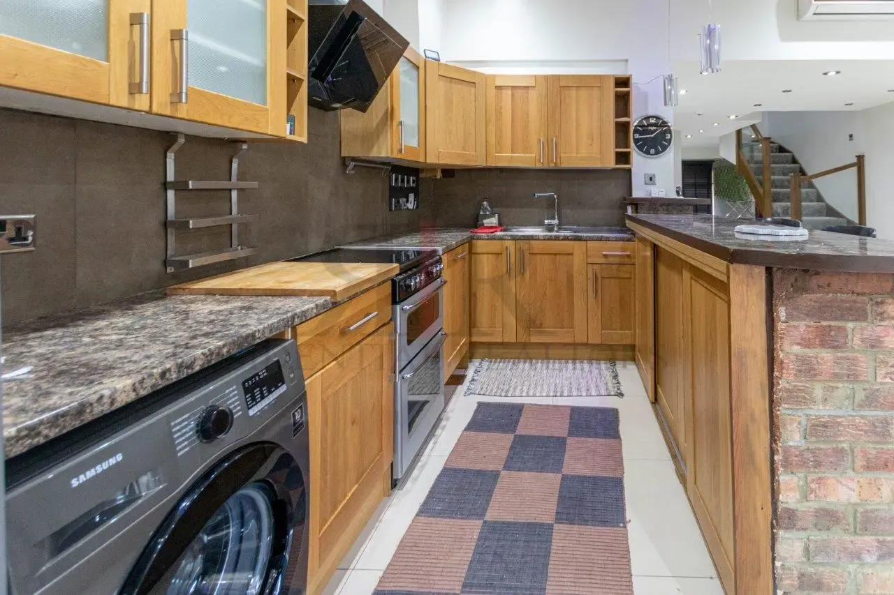 John Maurice Close, London, SE17, photo 7