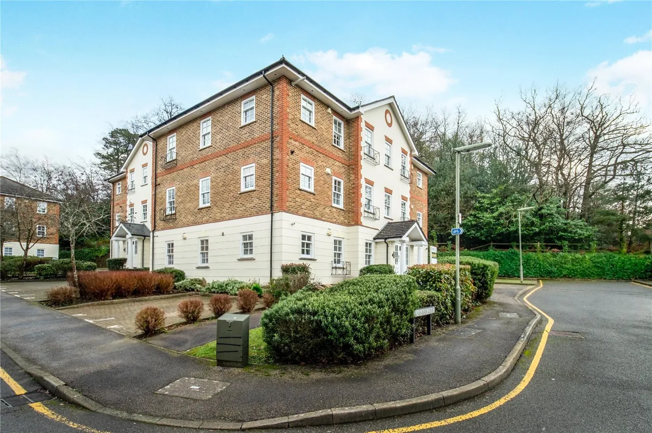 Markham Court, Camberley, GU15, photo 6