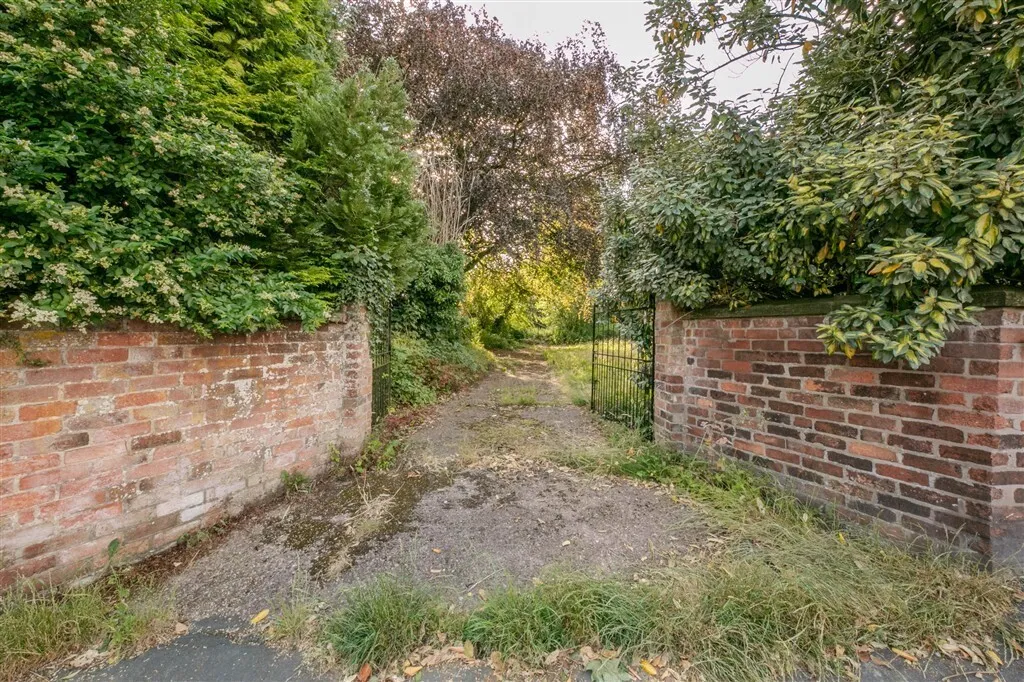 Old Road, Tean, ST10, photo 12