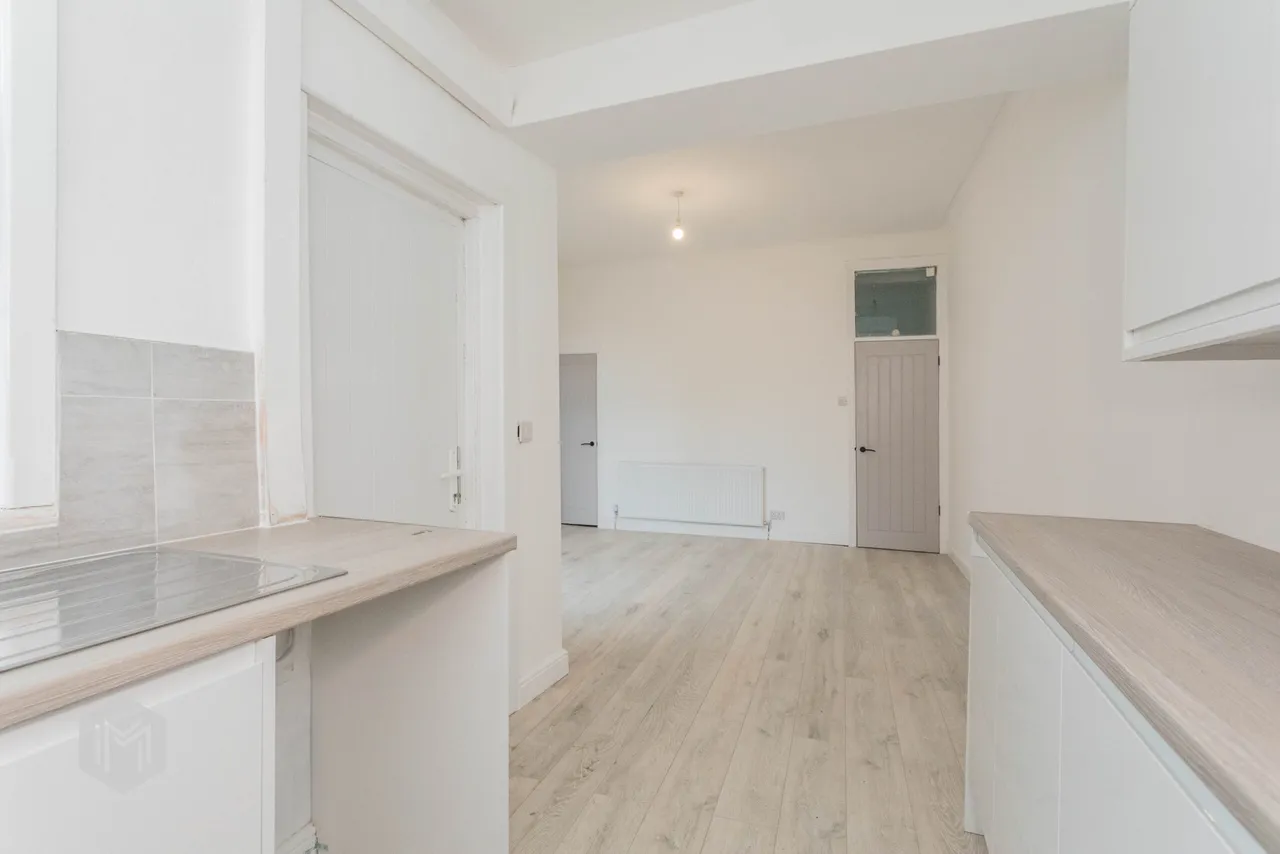 Huntley Mount Road, Bury, BL9 6JA, photo 9