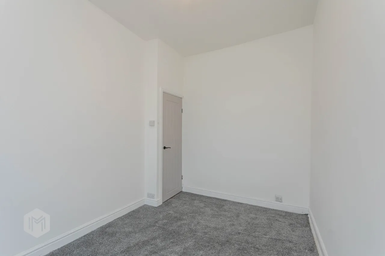 Huntley Mount Road, Bury, BL9 6JA, photo 13