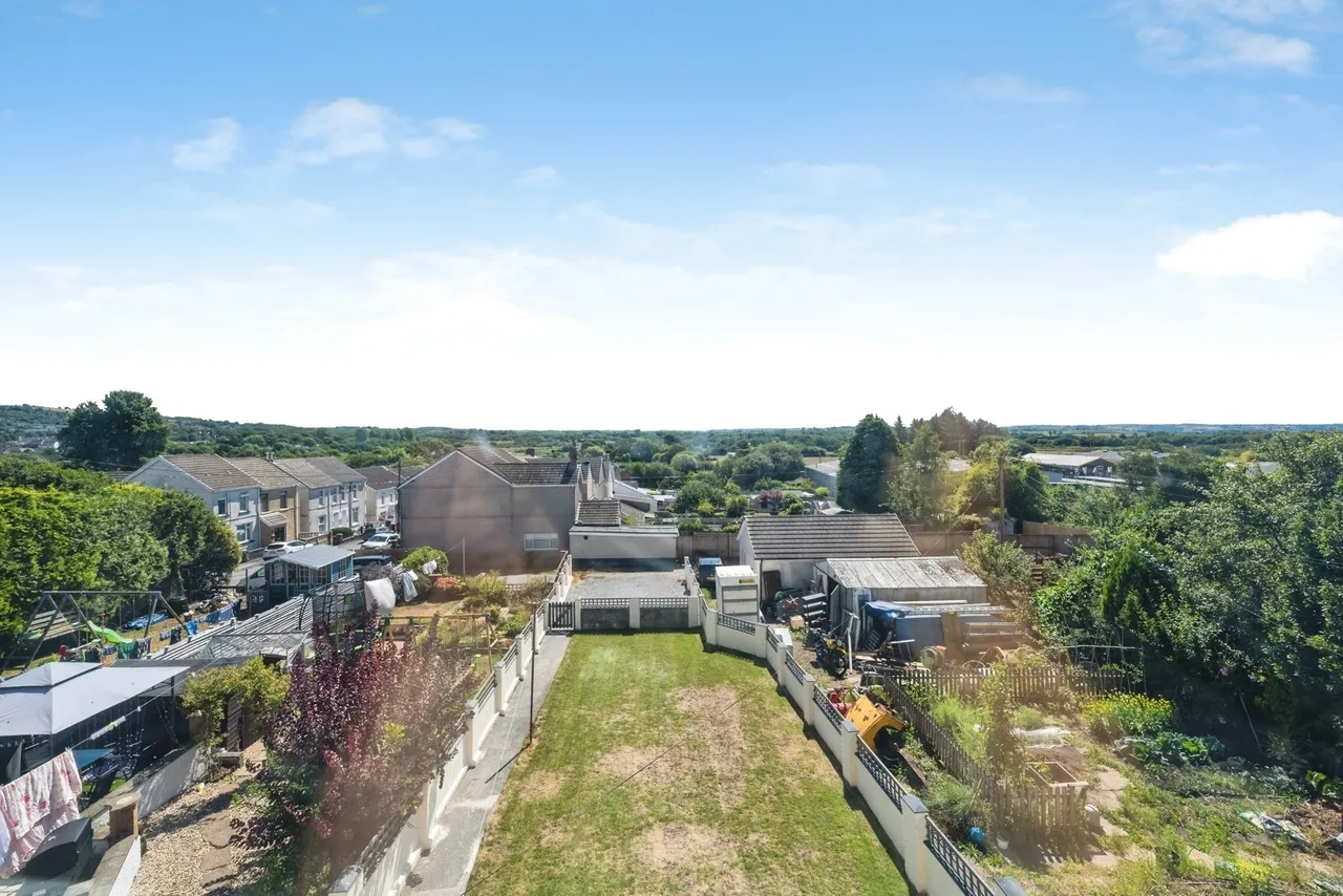 Iscoed Road, Hendy, SA4, photo 18