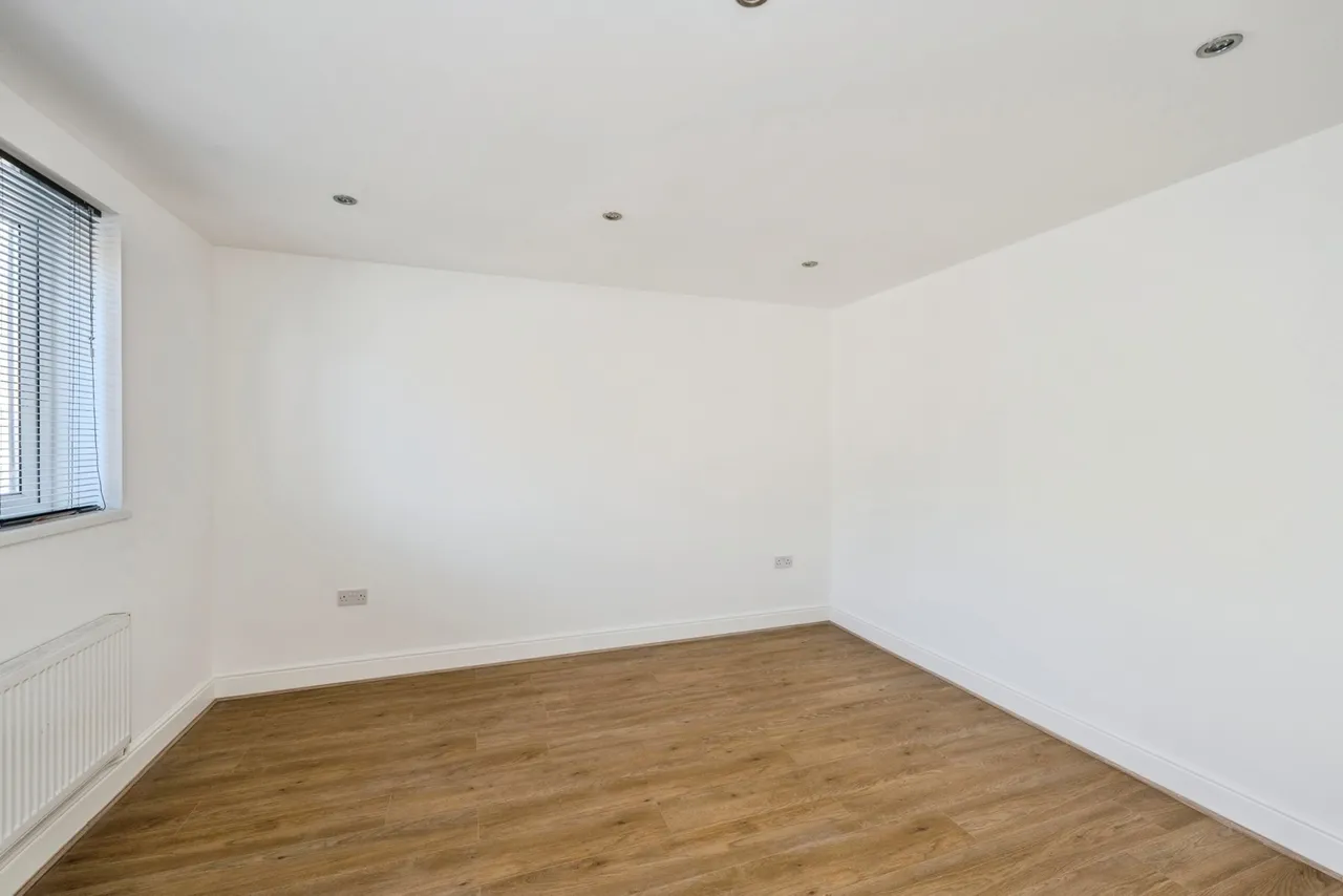 Iscoed Road, Hendy, SA4, photo 11