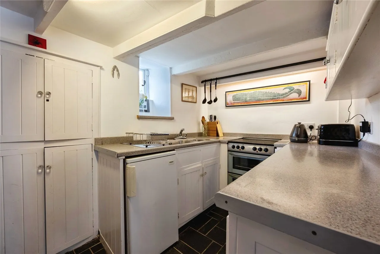 Middle Street, Port Isaac, PL29, photo 7