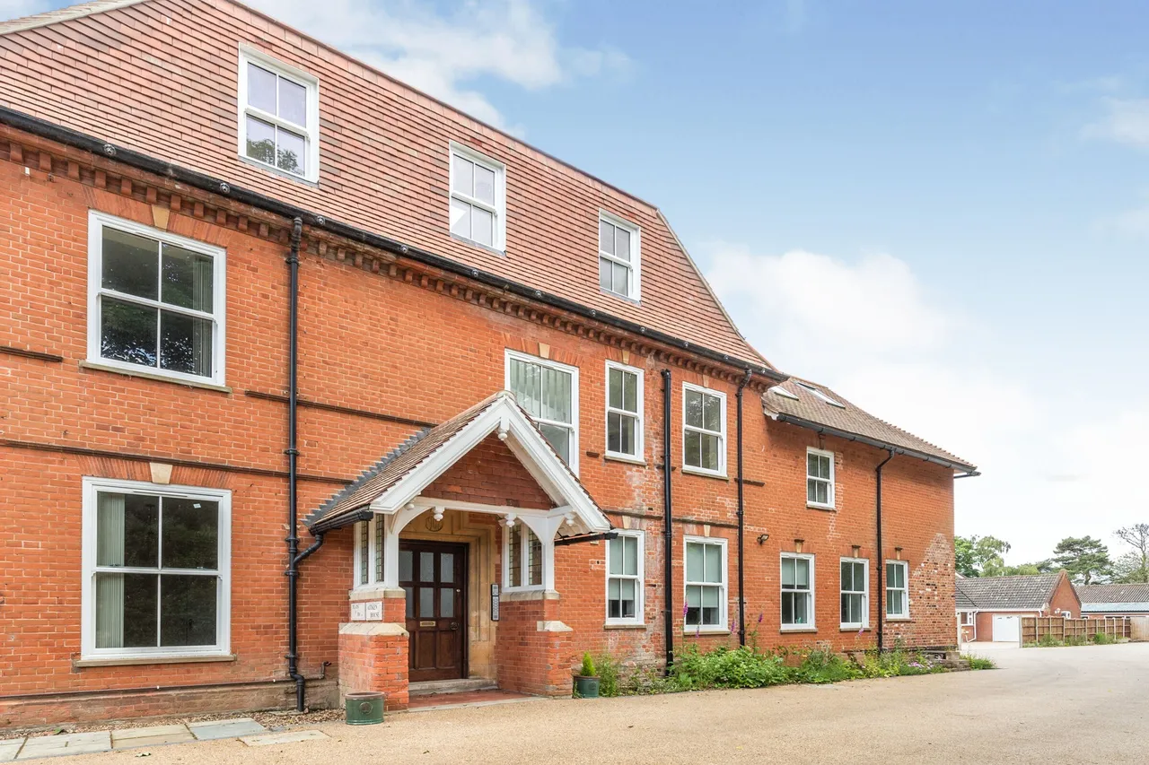 2 bed flat to rent, Yarmouth Road, North Walsham, NR28