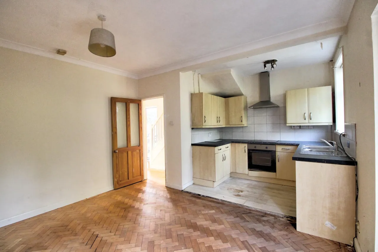 Brynglas Avenue, Newport, NP20, photo 6