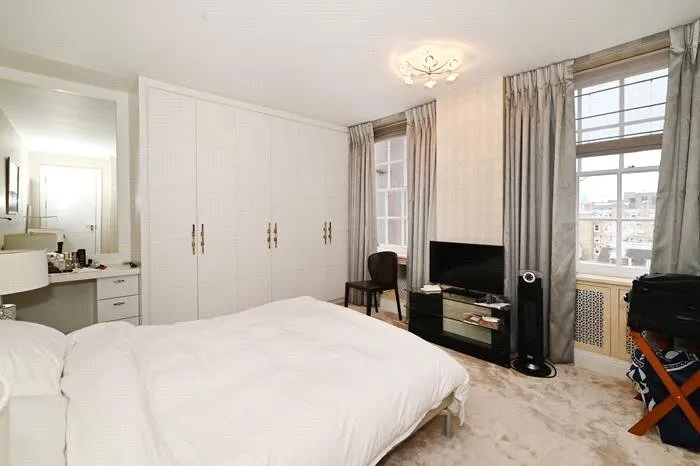 Portman Square, Marylebone, W1H, photo 4