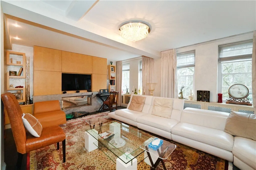 Portman Square, Marylebone, W1H, photo 2