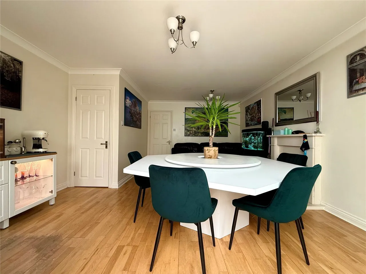 Saffron Road, Chafford Hundred, Grays, Essex, RM16, photo 4