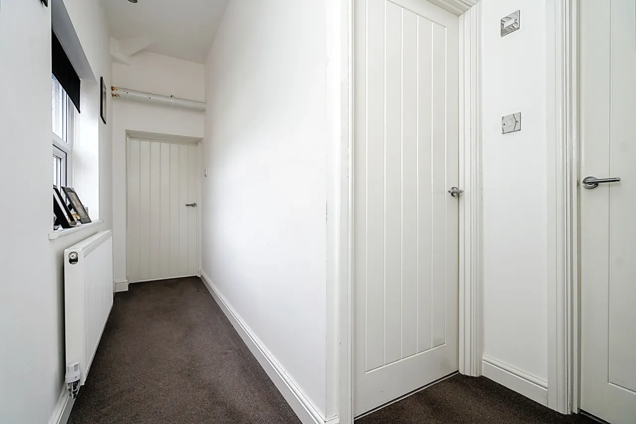 Leigh Road, Westhoughton, BL5, photo 15