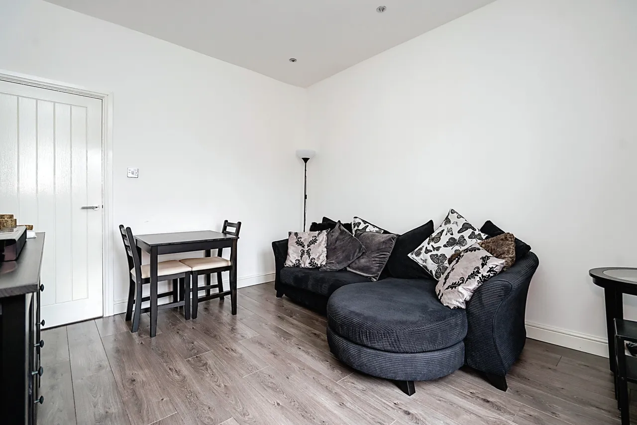 Leigh Road, Westhoughton, BL5, photo 9