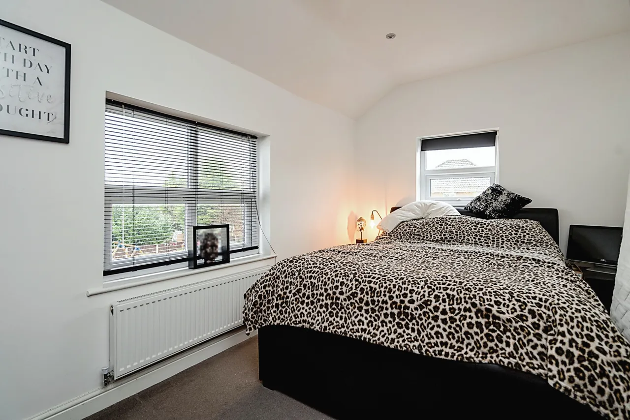 Leigh Road, Westhoughton, BL5, photo 11