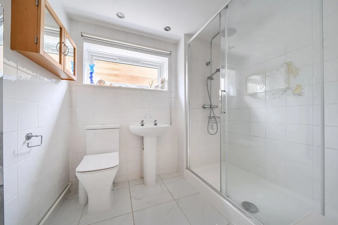 Hookpit Farm Lane, Kings Worthy, SO23, photo 6