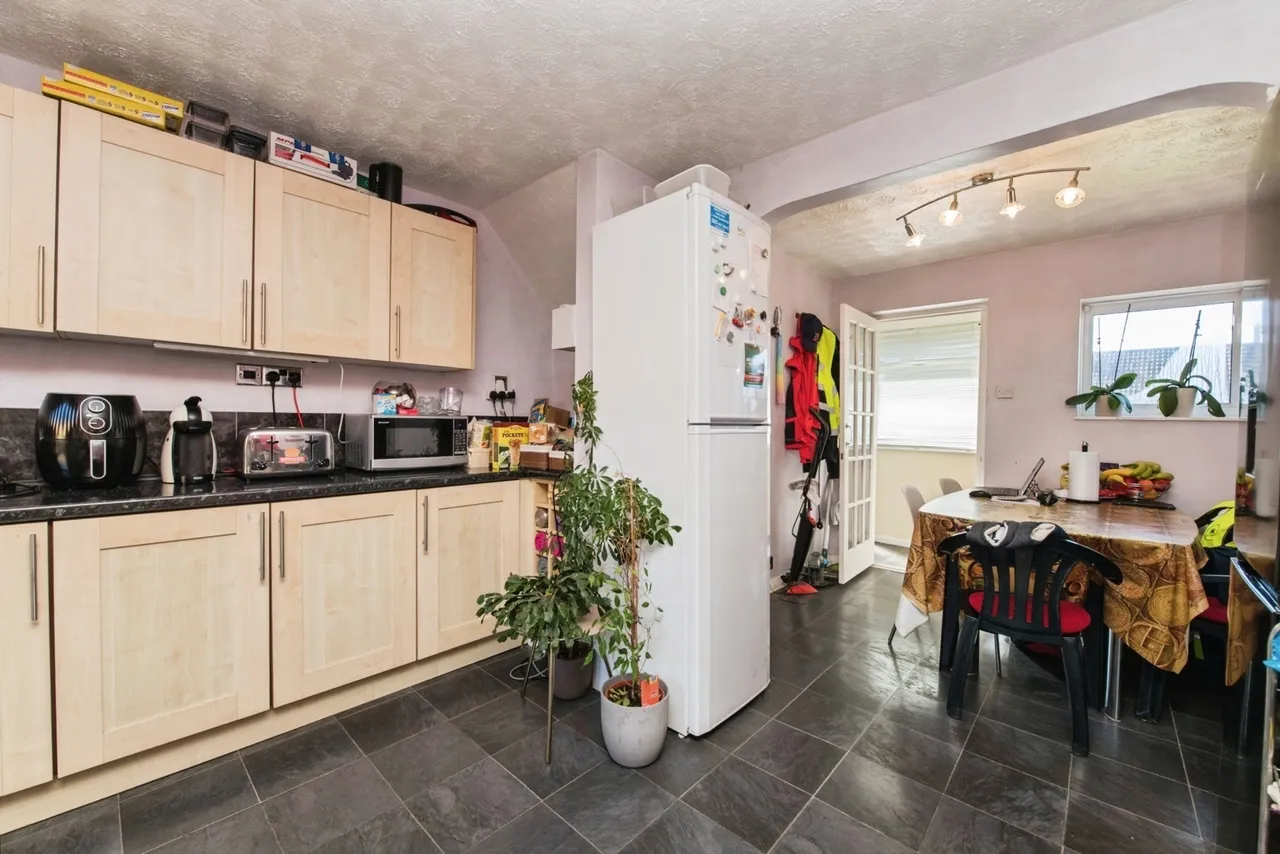 Elaine Close, Exeter, EX4, photo 5