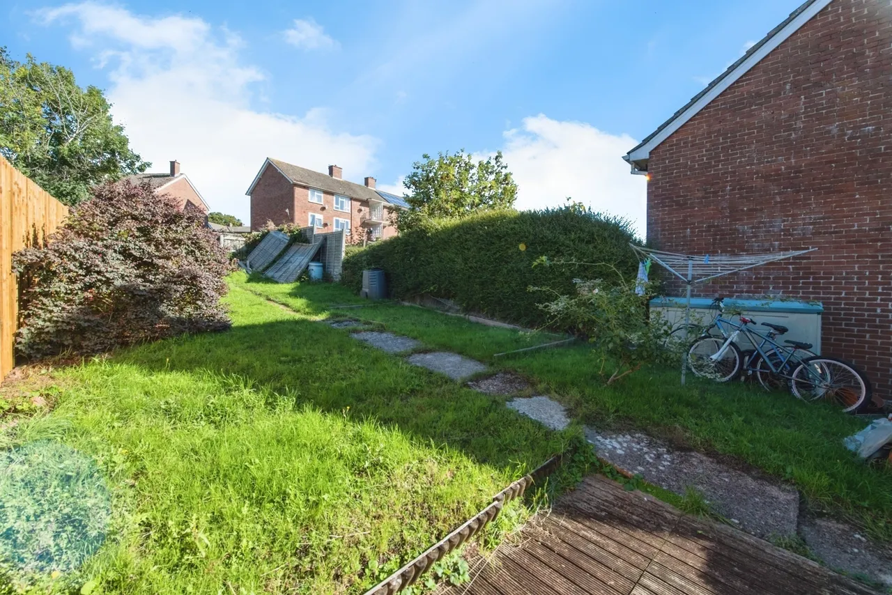 Elaine Close, Exeter, EX4, photo 9