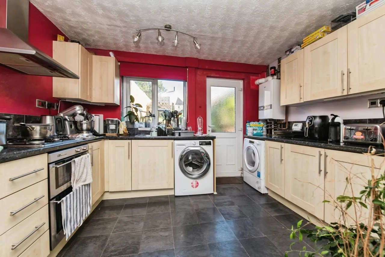 Elaine Close, Exeter, EX4, photo 4