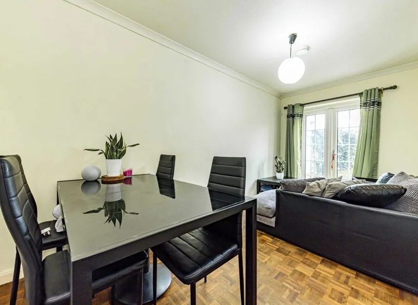Blenheim Gardens, Kingston Upon Thames, KT2, photo 3
