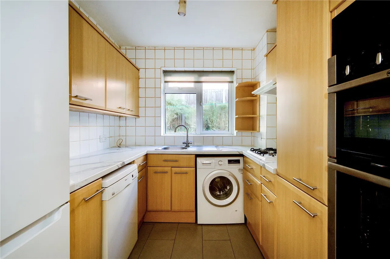 Garrick Park, London, NW4, photo 2