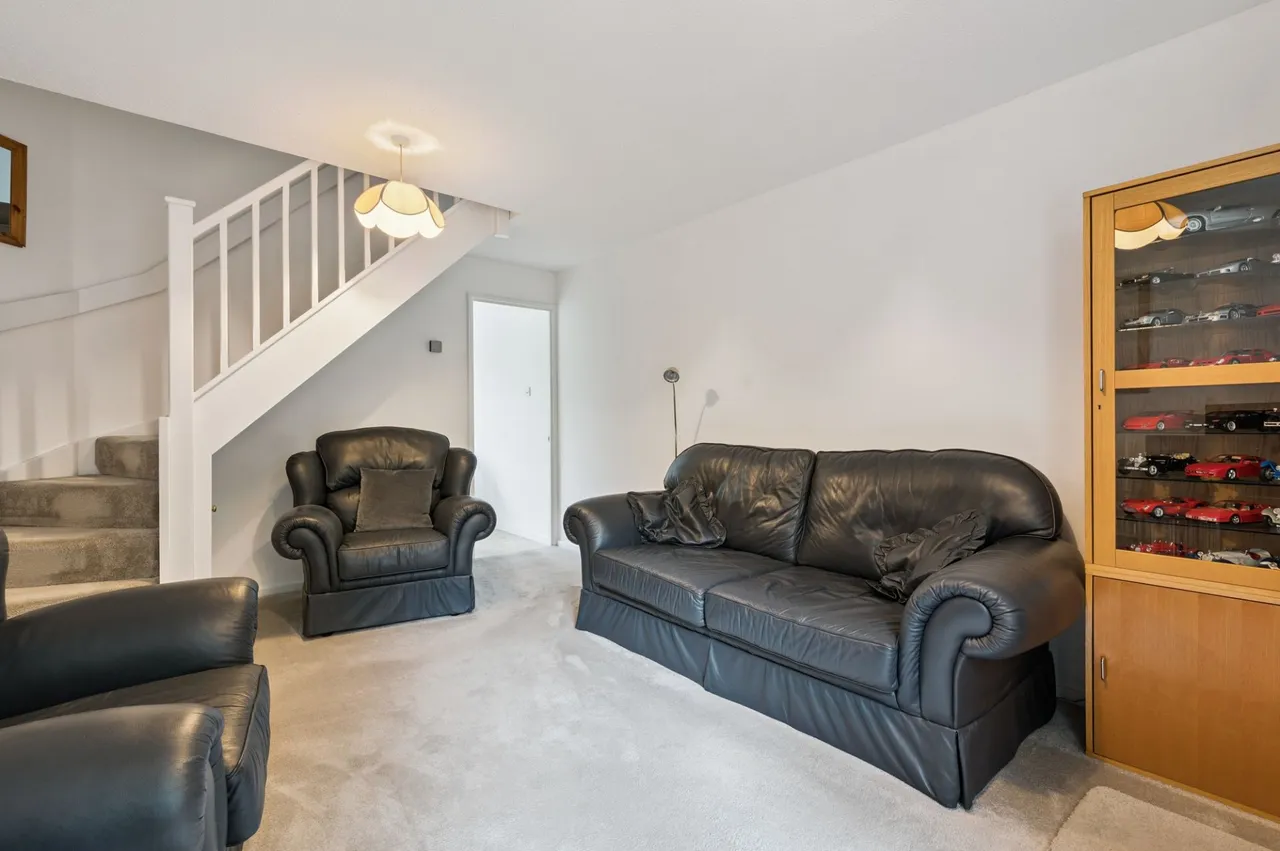 Orchard Drive, Wooburn Green, HP10, photo 2