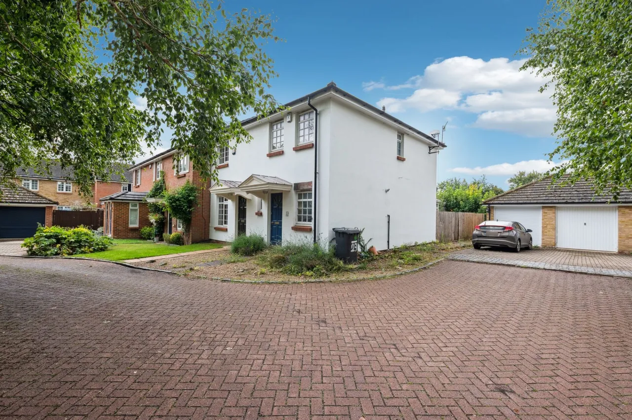 Orchard Drive, Wooburn Green, HP10, photo 16