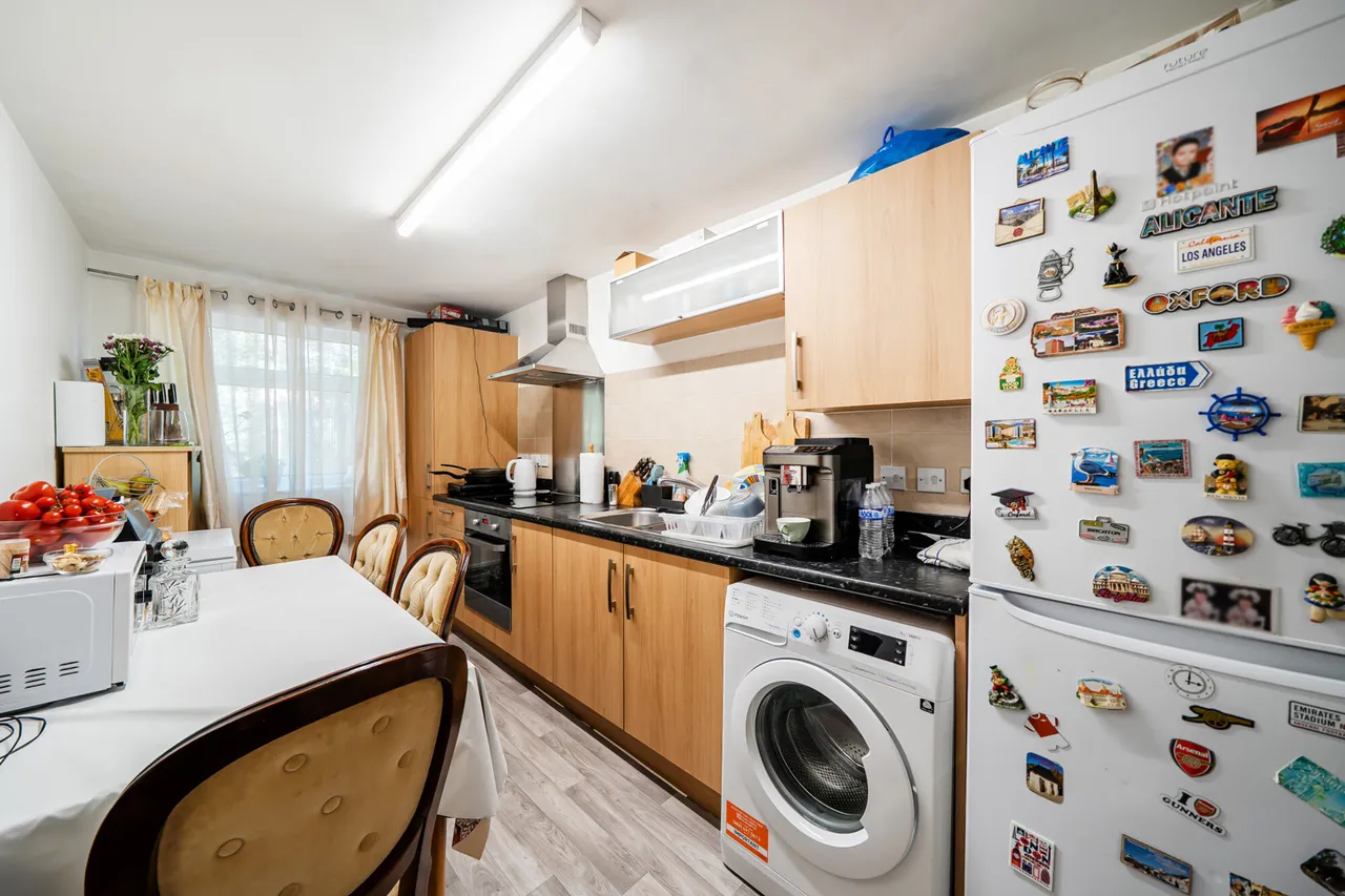 Tedder Close, Uxbridge, UB10, photo 5