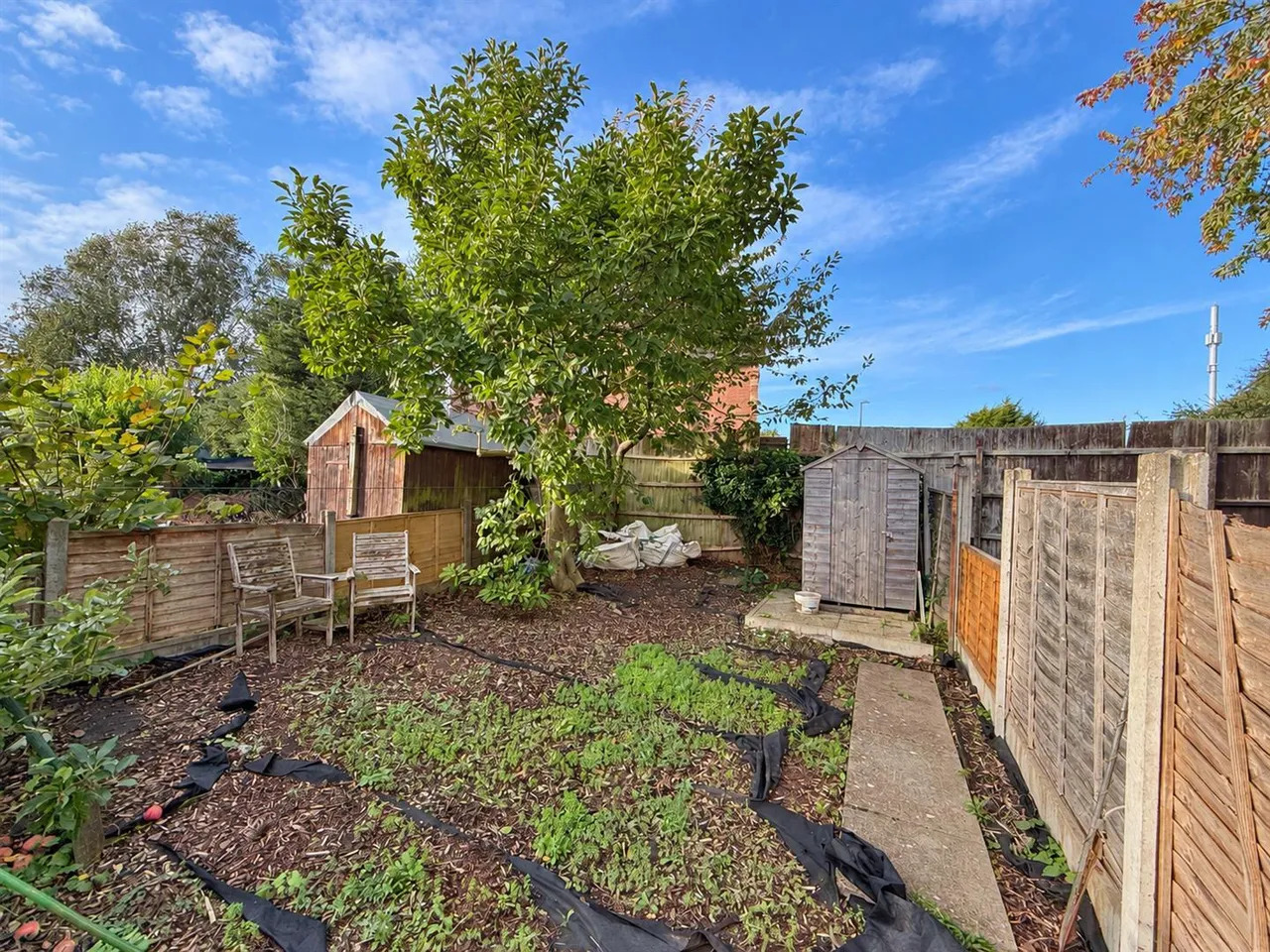 Kitling Greaves Lane, Burton-On-Trent, DE13, photo 11