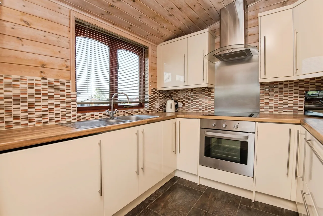 Sidmouth Road, Rousdon, DT7, photo 7