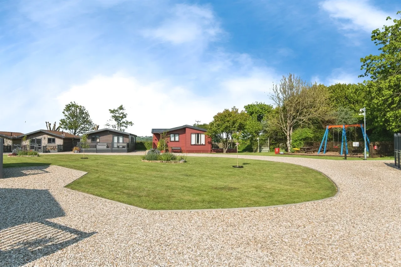 Sidmouth Road, Rousdon, DT7, photo 16