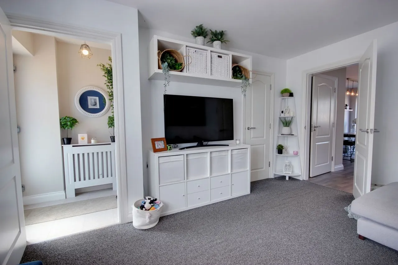 Romney Drive, Beverley, HU17, photo 8