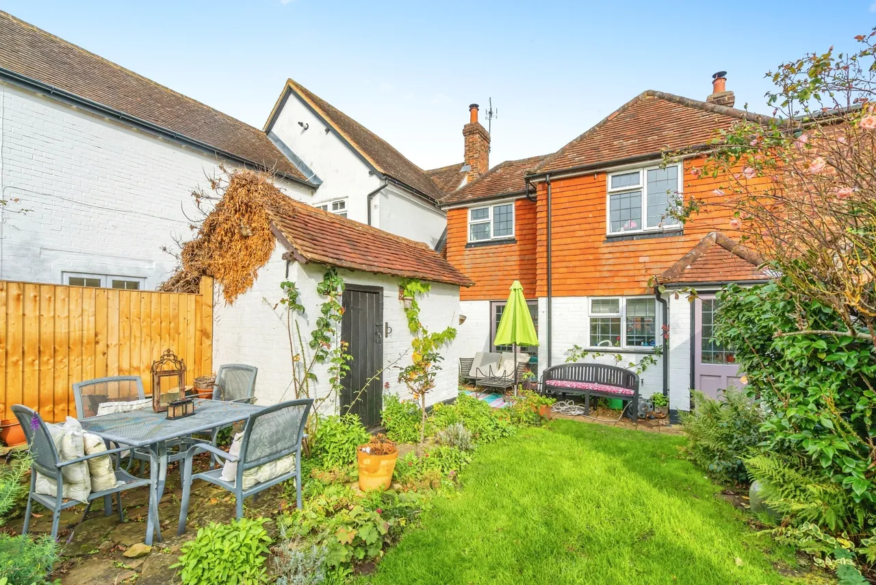 The Street, Ewhurst, GU6, photo 19
