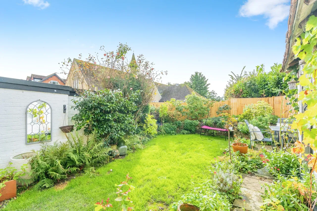 The Street, Ewhurst, GU6, photo 26