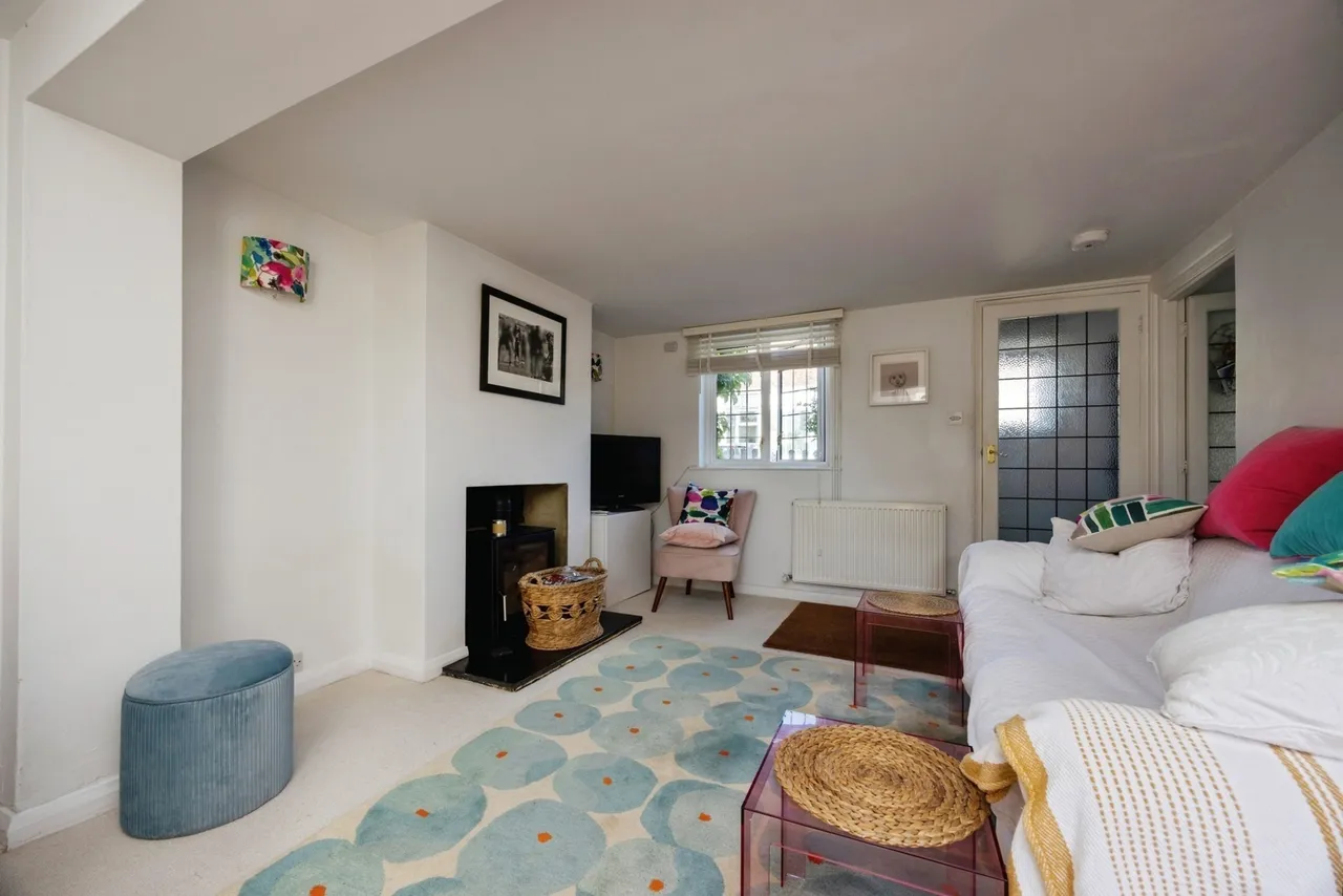 The Street, Ewhurst, GU6, photo 22