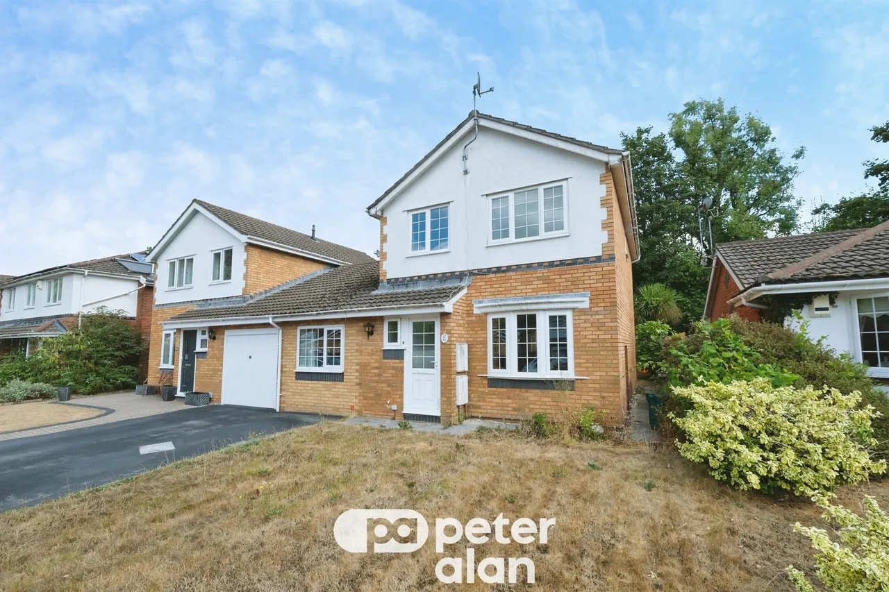 3 bed house for sale, Grovers Field Mountain Ash, CF45