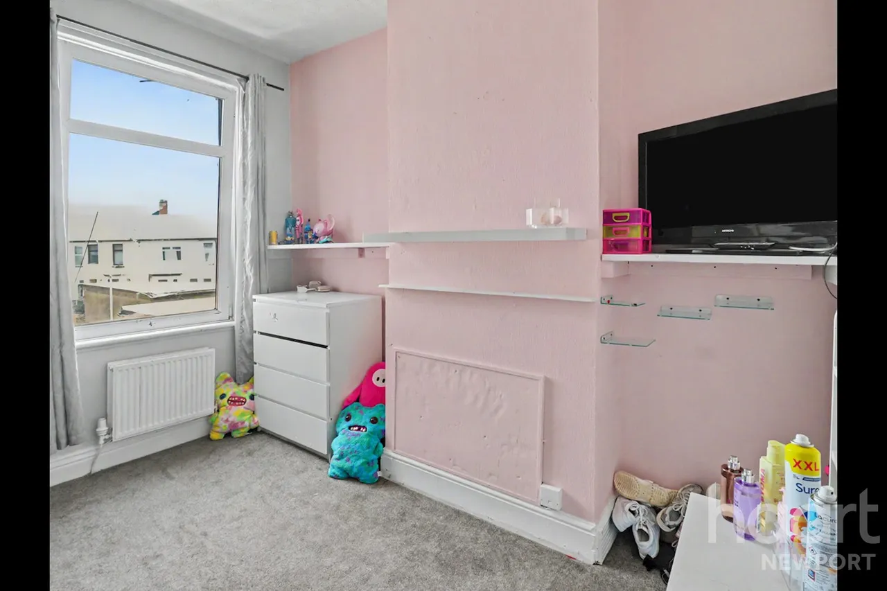 Corporation Road, Newport, NP19, photo 8