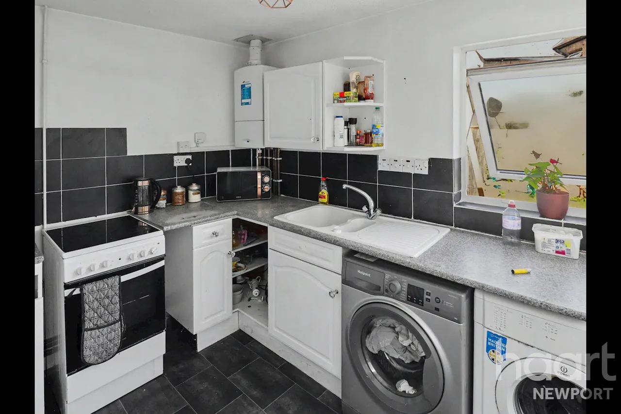 Corporation Road, Newport, NP19, photo 5