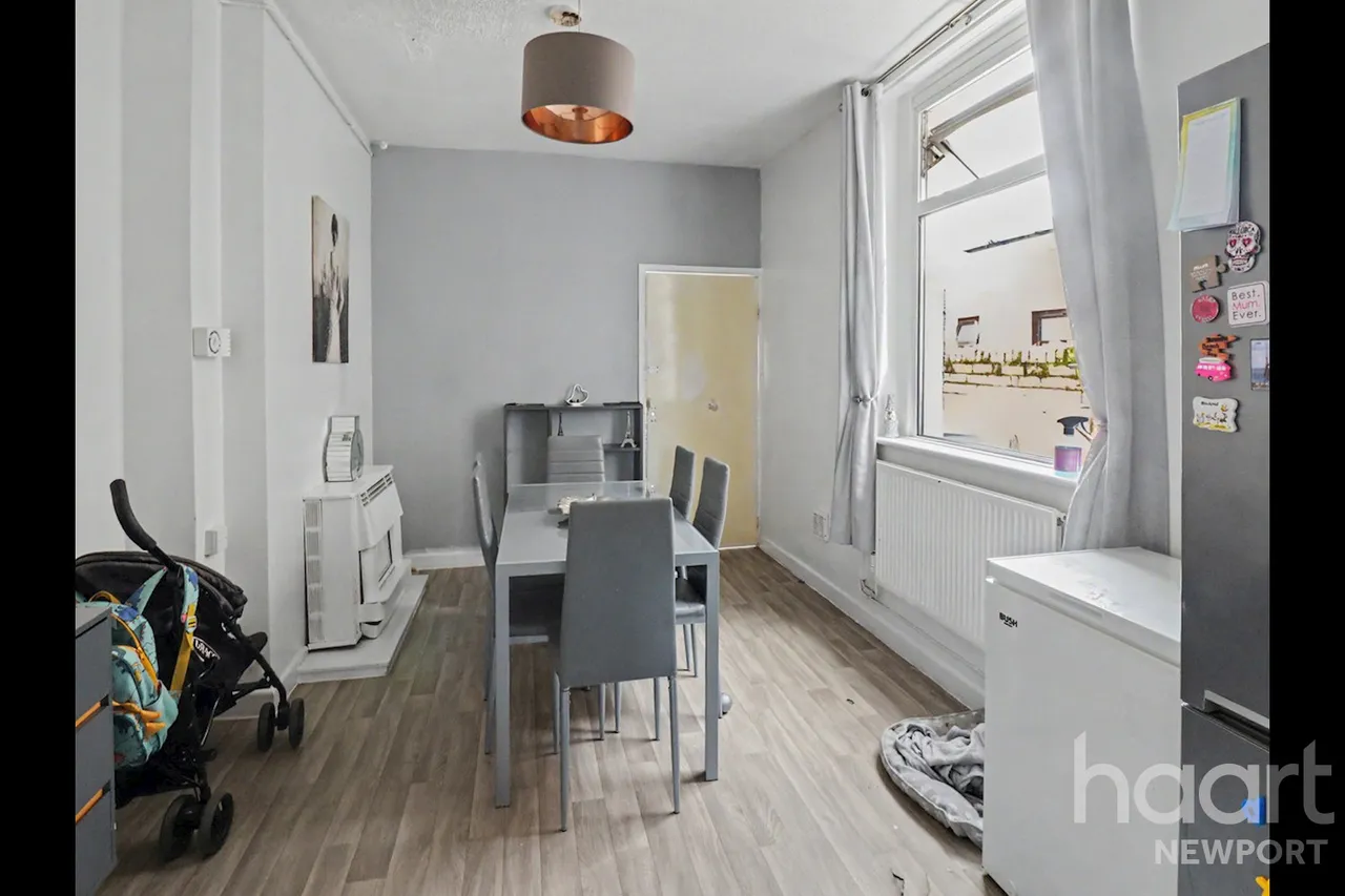 Corporation Road, Newport, NP19, photo 4