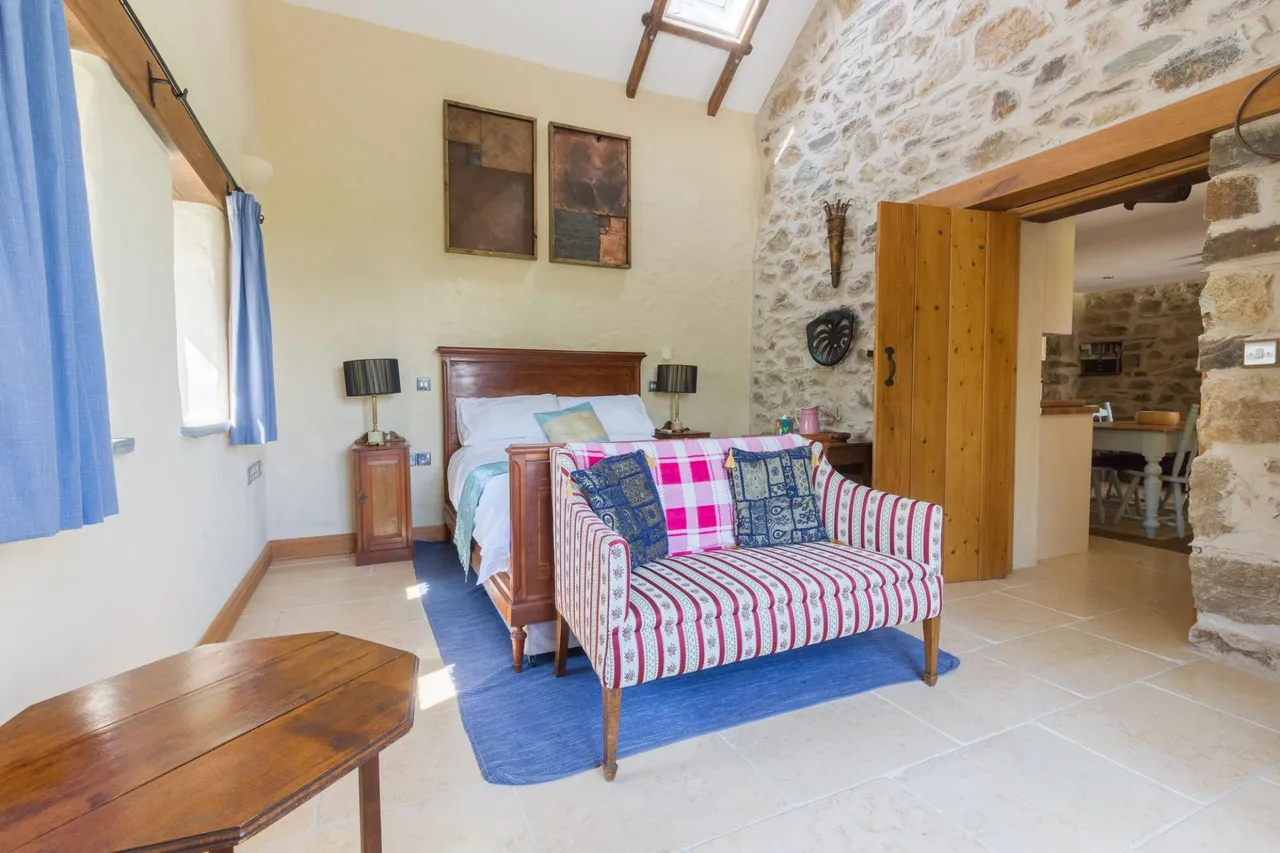 Pen Y Cwm, Haverfordwest, SA62, photo 4