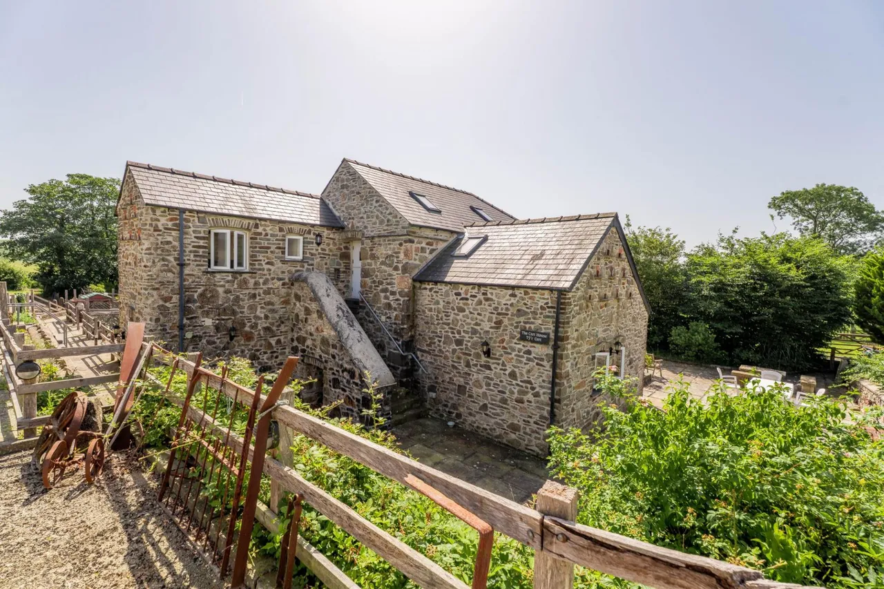 Pen Y Cwm, Haverfordwest, SA62, photo 12