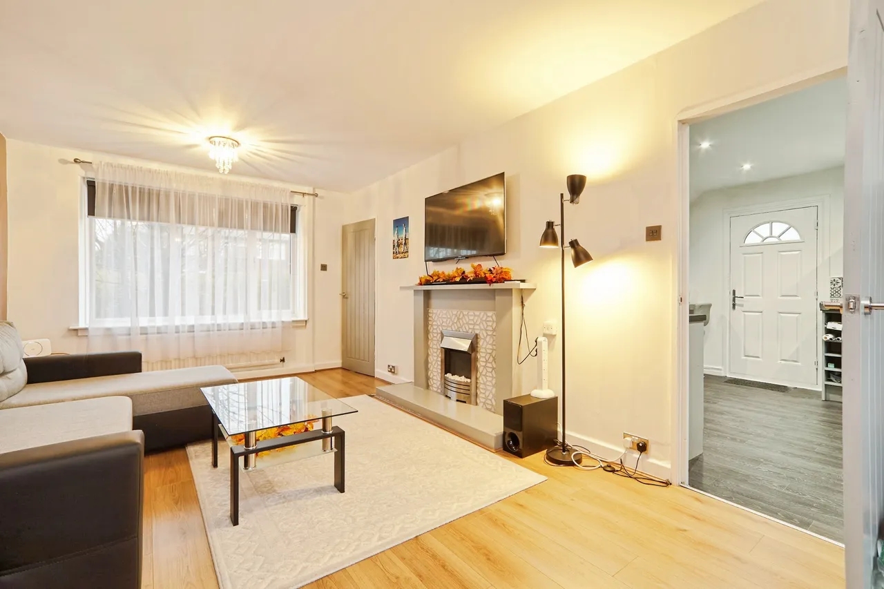 Calverley Lane, Leeds, LS13, photo 13