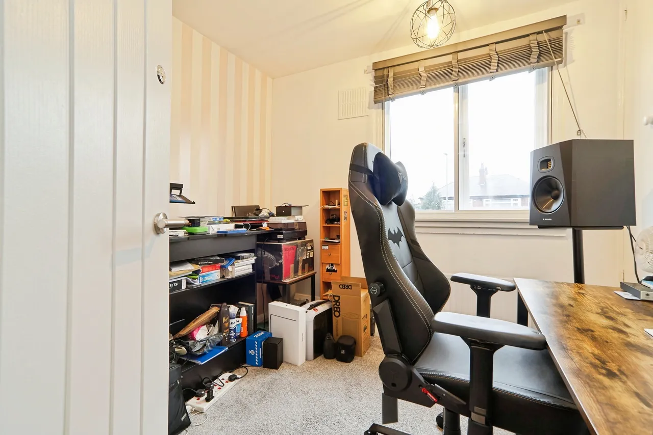 Calverley Lane, Leeds, LS13, photo 12