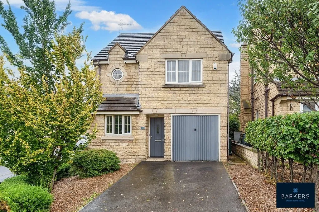 3 bed house for sale — Royd Moor Road, Bradford 4 BD4 0TR