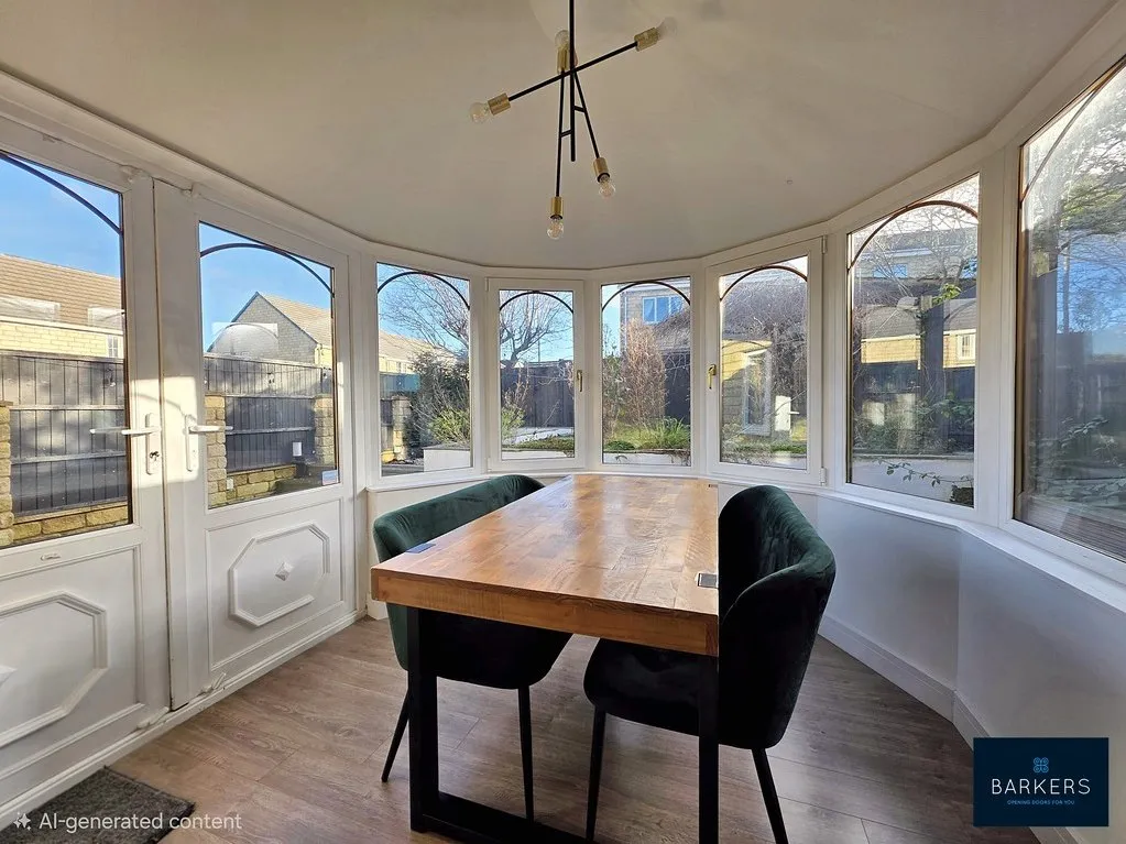 Royd Moor Road, Bradford 4 BD4 0TR, photo 6