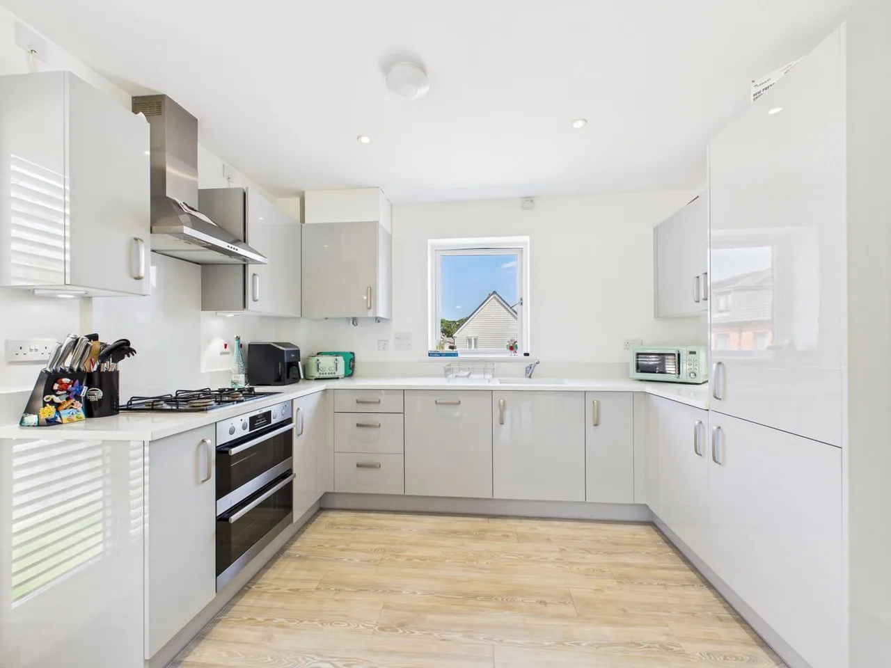 Thorpe Close, Bordon, GU35, photo 3