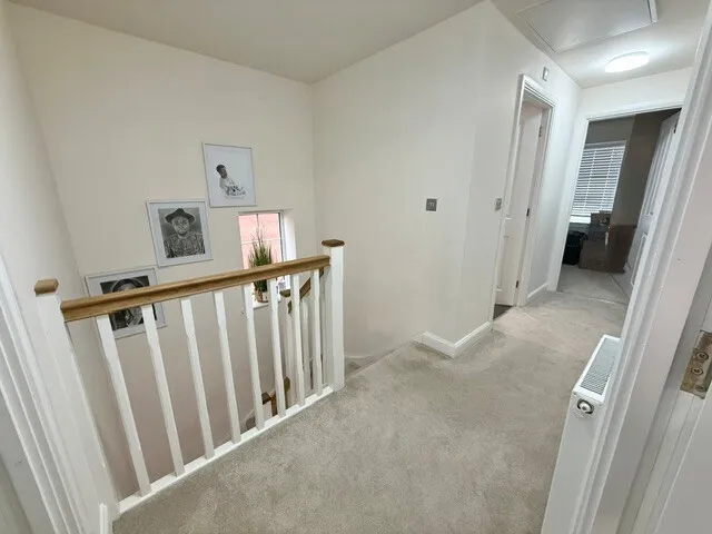 Thomas Fairfax Way, CW5, photo 7