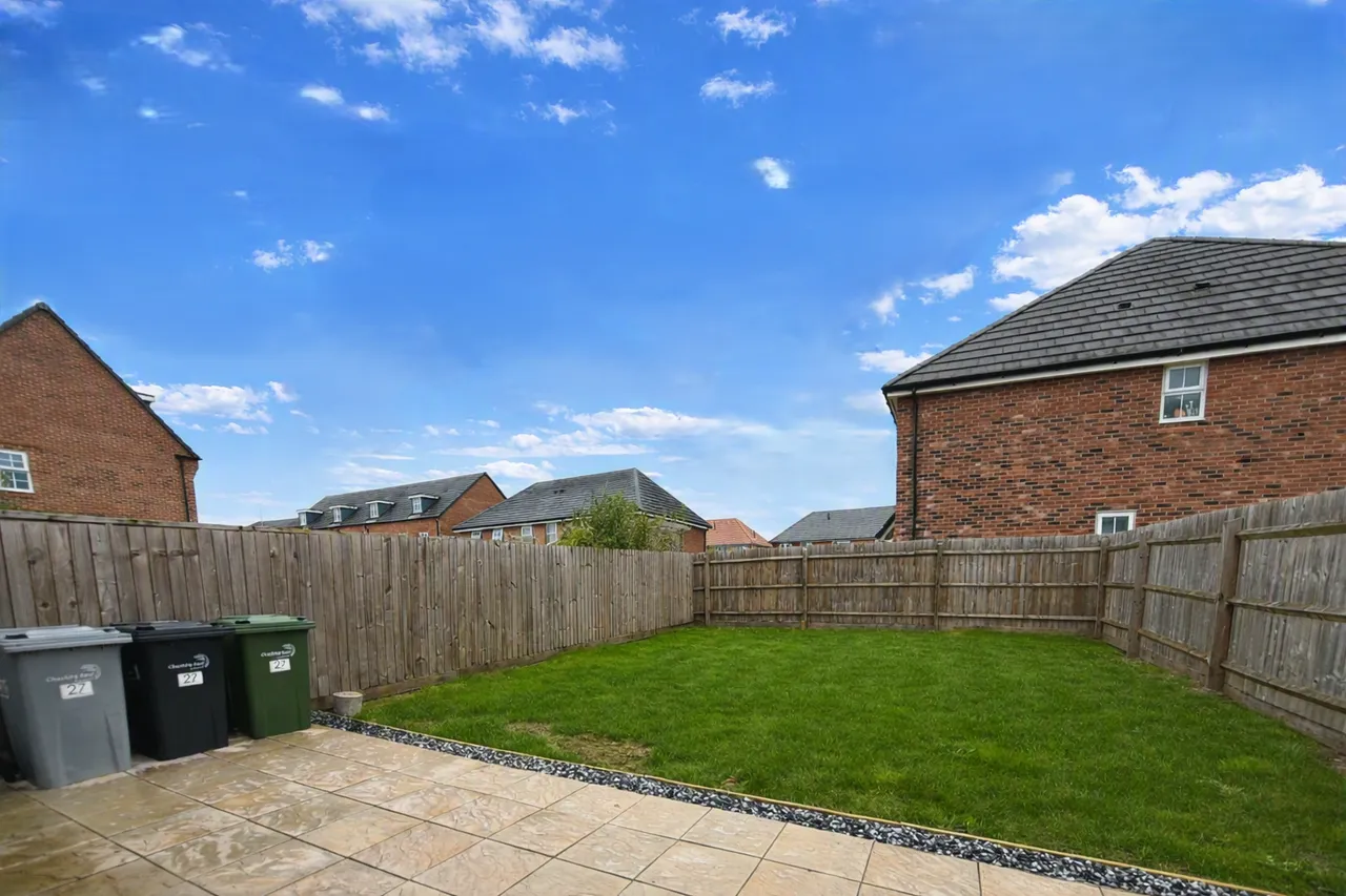 Thomas Fairfax Way, CW5, photo 13