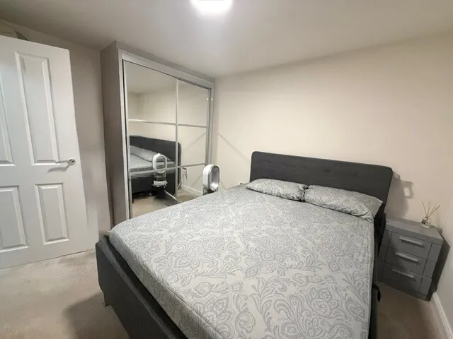 Thomas Fairfax Way, CW5, photo 10