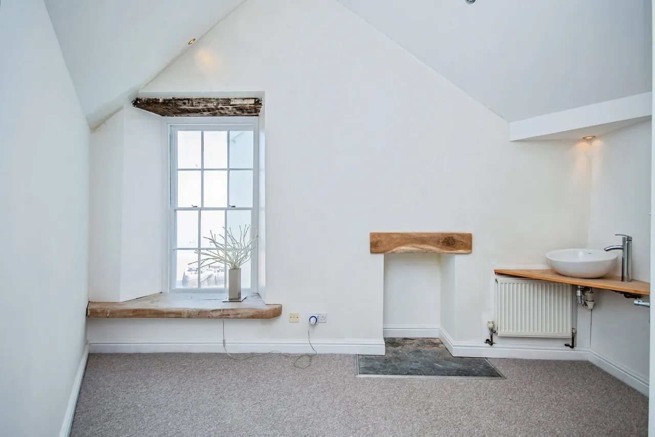 Crackwell Street, Tenby, SA70, photo 12